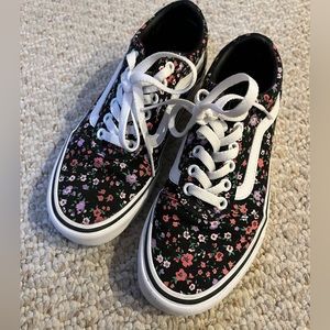 Ditsy Floral Black and White Vans